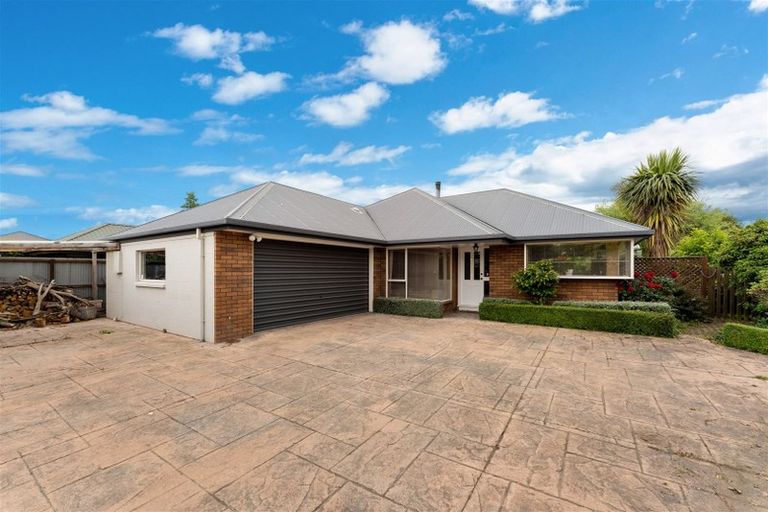 Photo of property in 43 Gladstone Road, Woodend, 7610