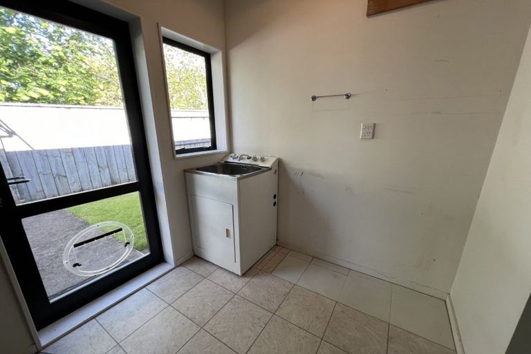 Photo of property in 4 Mckenzie Court, Terrace End, Palmerston North, 4410