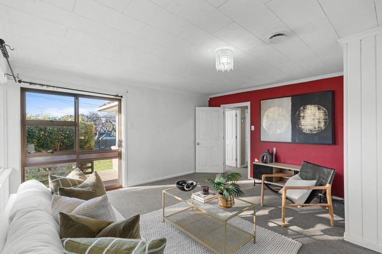Photo of property in 21 Ariki Place, Hei Hei, Christchurch, 8042