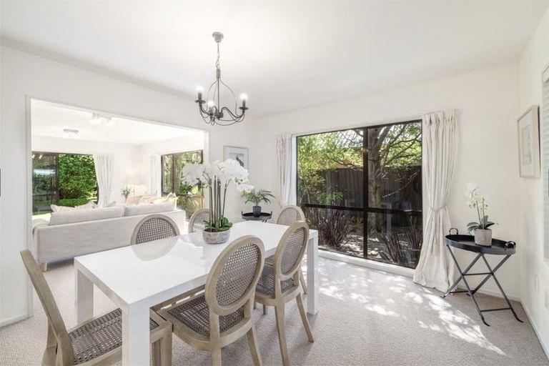 Photo of property in 1/15 Inglewood Place, Avonhead, Christchurch, 8042