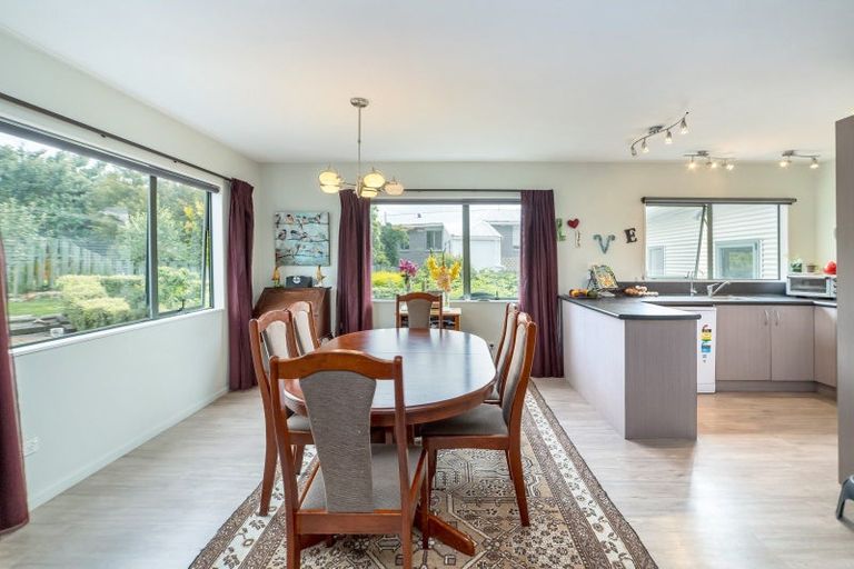 Photo of property in 12 Farrier Grove, Featherston, 5710