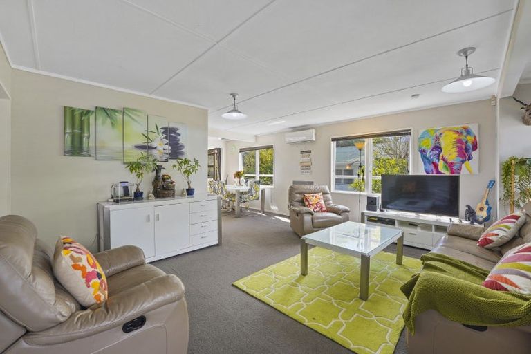 Photo of property in 16 Gainsborough Grove, Belmont, Lower Hutt, 5010