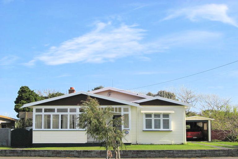 Photo of property in 31 Gonville Avenue, Gonville, Whanganui, 4501