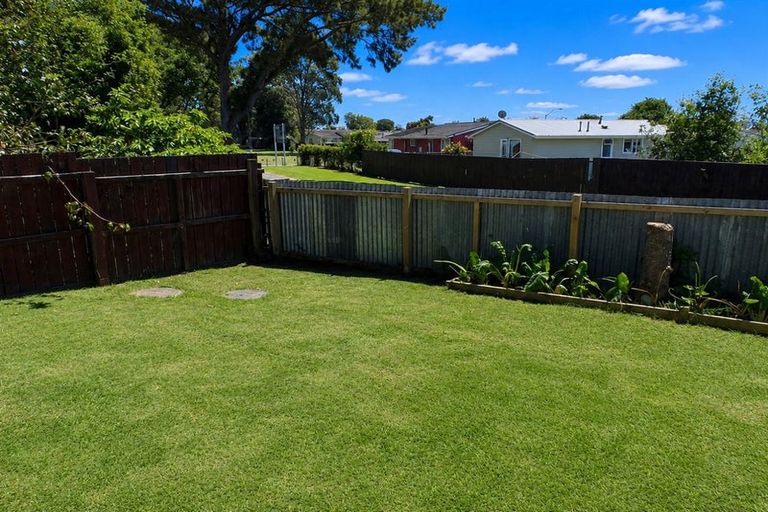 Photo of property in 613 Massey Road, Mangere, Auckland, 2022