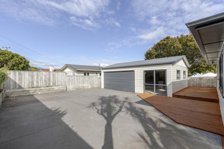 Photo of property in 1 Ranfurly Street, Frankleigh Park, New Plymouth, 4310
