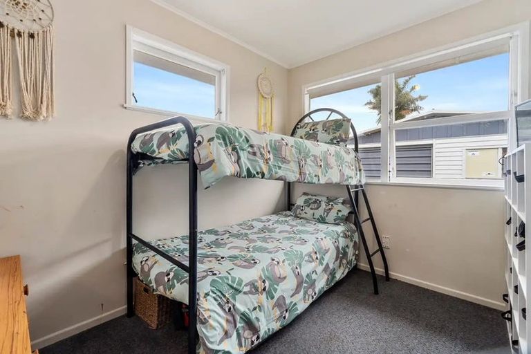 Photo of property in 79 Beeston Crescent, Manurewa, Auckland, 2102