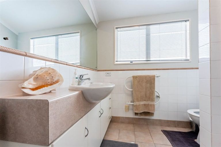 Photo of property in 1201 Whangaparaoa Road, Gulf Harbour, Whangaparaoa, 0930