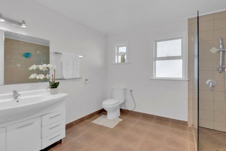 Photo of property in 28 Mears Road, St Andrews, Hamilton, 3200