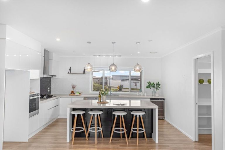 Photo of property in 13 Dulverton Rise, Flagstaff, Hamilton, 3210