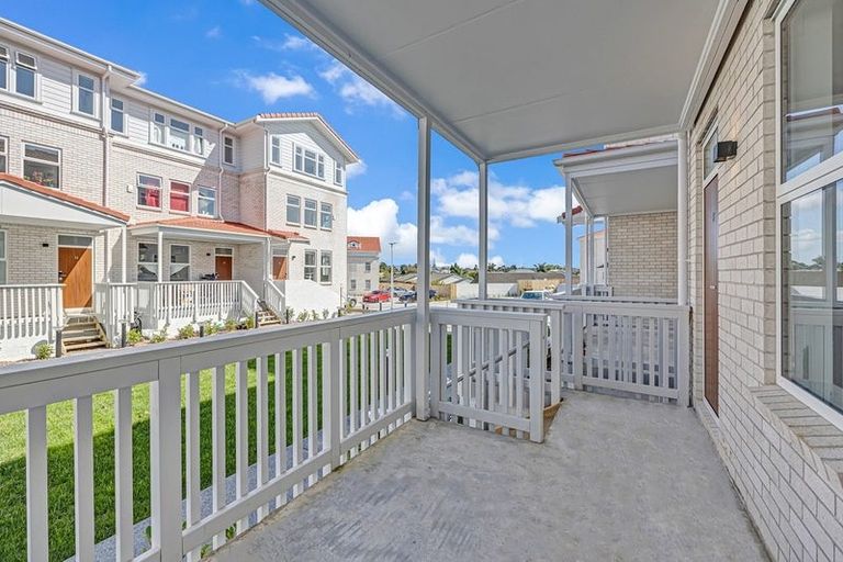 Photo of property in 32 Whautapu Court, Avondale, 1026