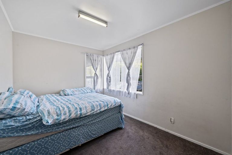 Photo of property in 23 Neems Place, Manurewa, Auckland, 2102