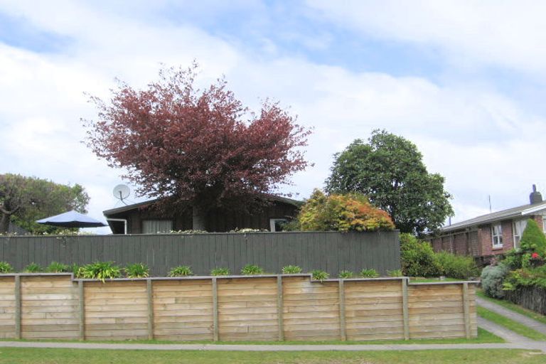 Photo of property in 57 Taharepa Road, Hilltop, Taupo, 3330