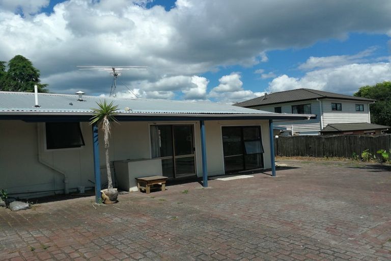 Photo of property in 162 Rathgar Road, Henderson, Auckland, 0610