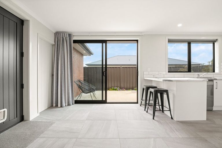 Photo of property in 38 Fingall Street, South Dunedin, Dunedin, 9012