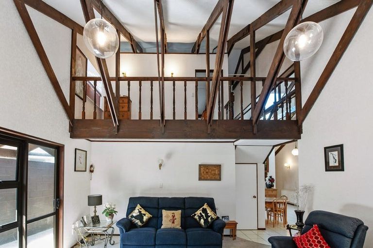 Photo of property in 1341 Hinemoa Street, Rotorua, 3010