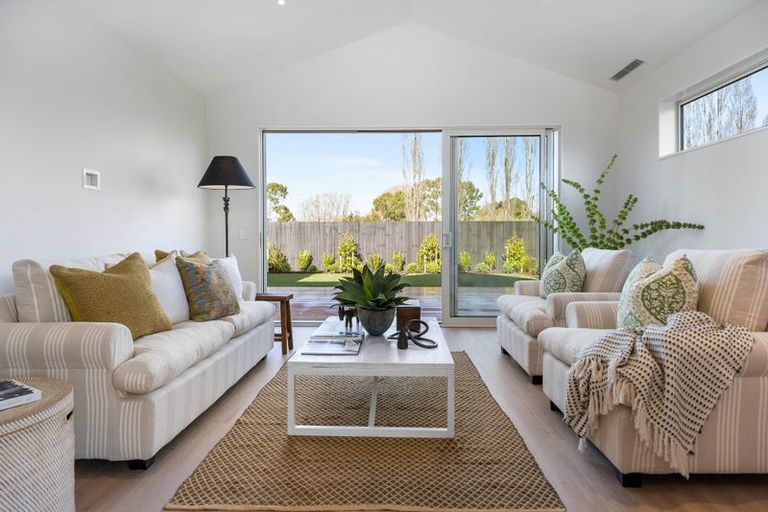 Photo of property in 44 Georgina Street, Marshland, Christchurch, 8083