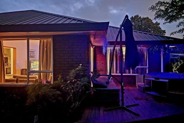 Photo of property in 60b Opawa Road, Waltham, Christchurch, 8023