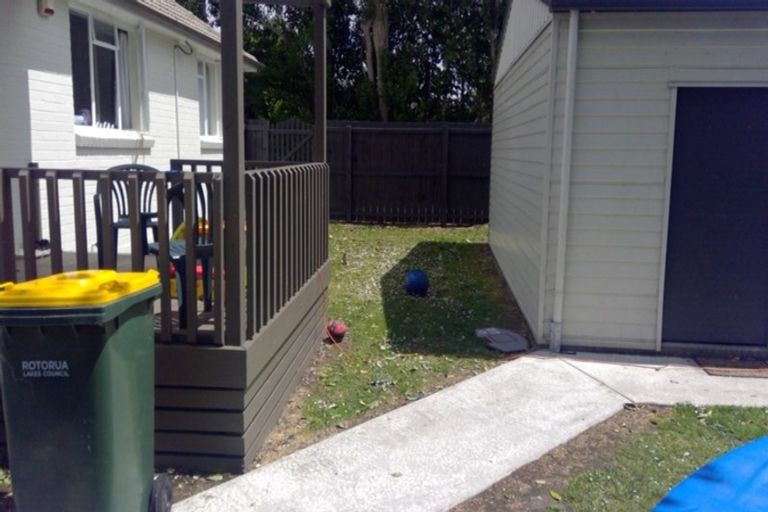 Photo of property in 6 Island View Road, Western Heights, Rotorua, 3015