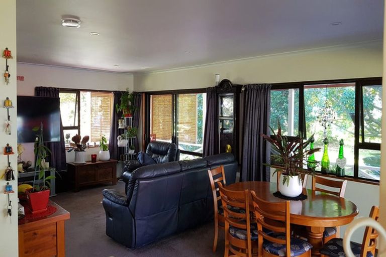 Photo of property in 28 Pohutukawa Drive, Athenree, Katikati, 3177