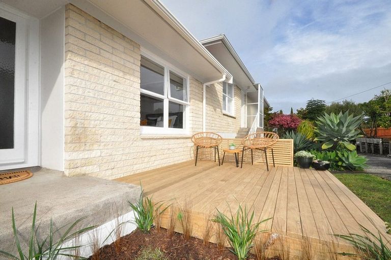 Photo of property in 2/59 Francis Street, Hauraki, Auckland, 0622