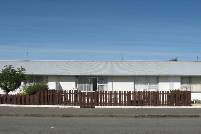 Photo of property in 2/120 Cass Street, Ashburton, 7700