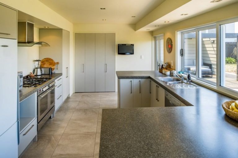 Photo of property in 13 Truro Road, Camborne, Porirua, 5026