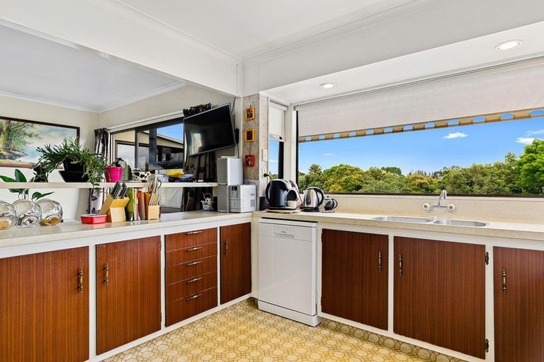 Photo of property in 5 Yellowstone Crescent, Burwood, Christchurch, 8083