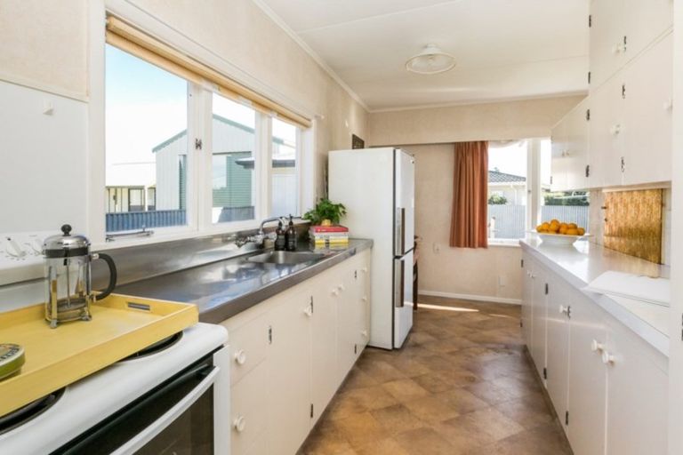 Photo of property in 106 Nottingley Road, Frimley, Hastings, 4120