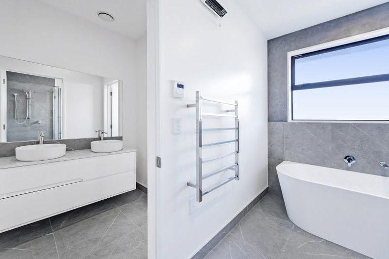 Photo of property in 46 Nethercote Way, Rolleston, 7614