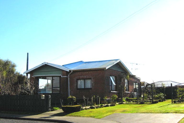 Photo of property in 38 Huia Street, Waikiwi, Invercargill, 9810