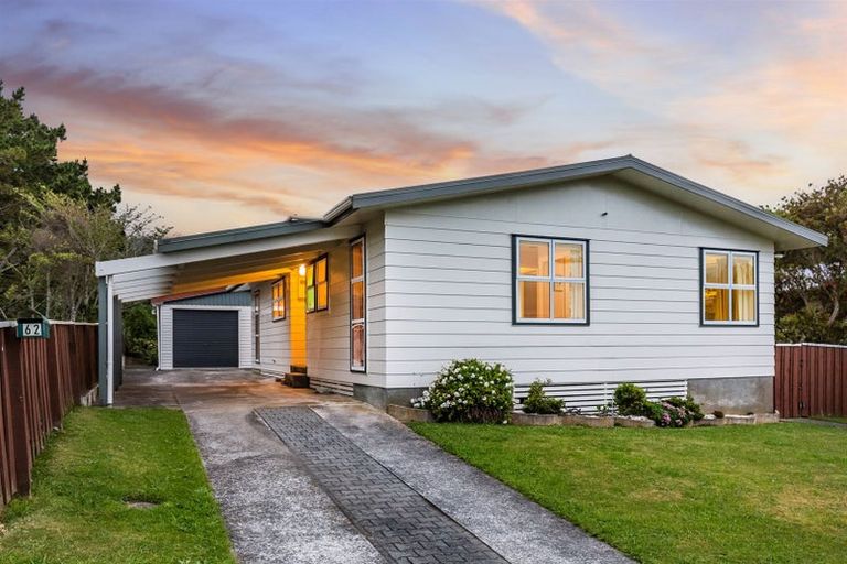 Photo of property in 62 Huanui Street, Ranui, Porirua, 5024