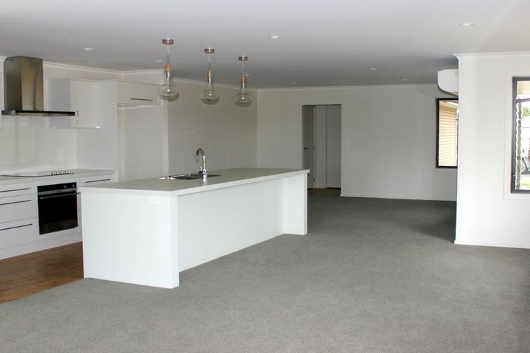 Photo of property in 4 Hereford Drive, Carterton, 5713