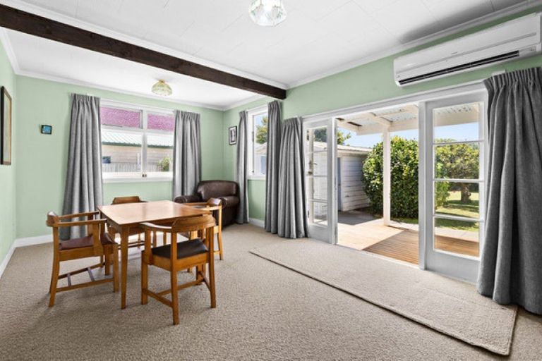 Photo of property in 402 Massey Street, Akina, Hastings, 4122