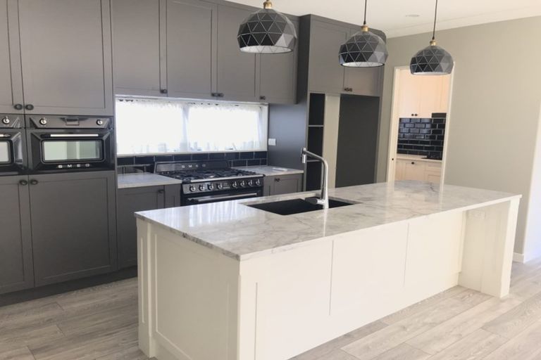 Photo of property in 66 Symes Drive, Red Beach, 0932