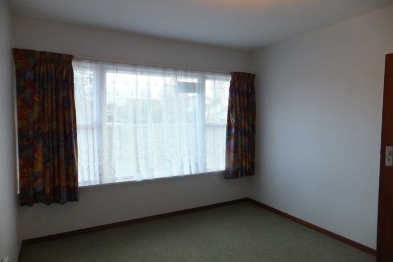 Photo of property in 120 Hamilton Avenue, Ilam, Christchurch, 8041