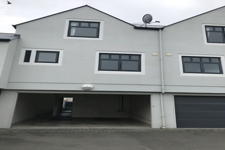 Photo of property in 34 Latimer Square, Christchurch Central, Christchurch, 8011