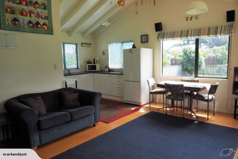 Photo of property in 66 Park Avenue, Waitarere Beach, Levin, 5510