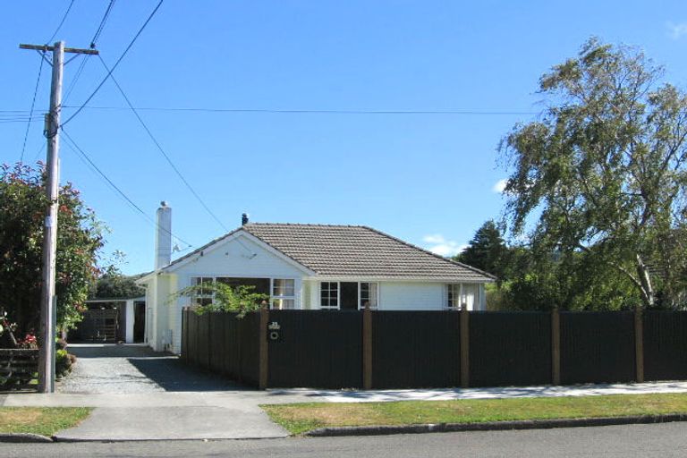 Photo of property in 25 Milton Street, Trentham, Upper Hutt, 5018