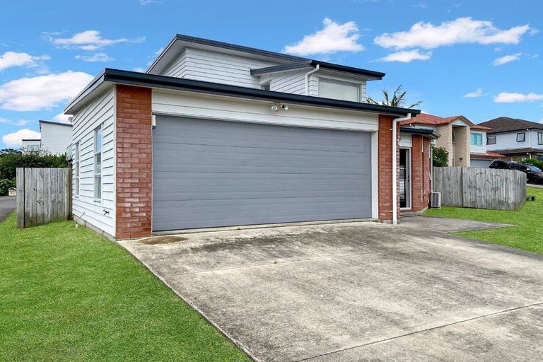 Photo of property in 42 Kokako Rise, Papakura, 2110