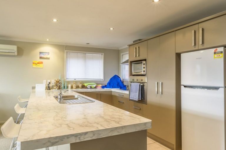 Photo of property in 6 Raddington Way, Huntington, Hamilton, 3210