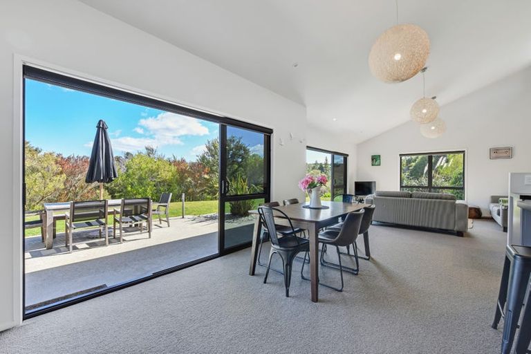Photo of property in 44 Pine Hill Road, Ruby Bay, Upper Moutere, 7173