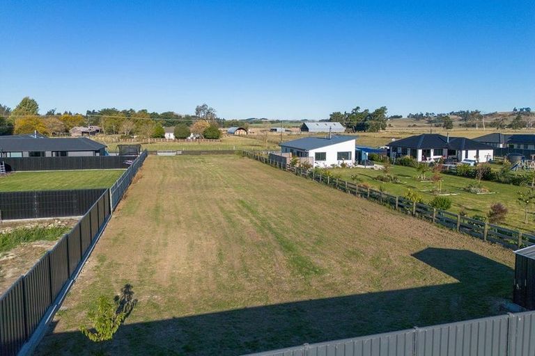 Photo of property in 6 White Road, Otane, 4202