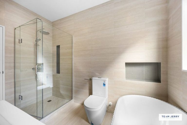 Photo of property in 30 Bannockburn Road, Opaheke, 2113