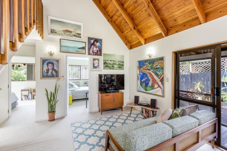 Photo of property in 1/31 Akehurst Avenue, New Lynn, Auckland, 0600