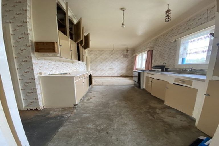 Photo of property in 82 Niblett Street, Whanganui, 4500