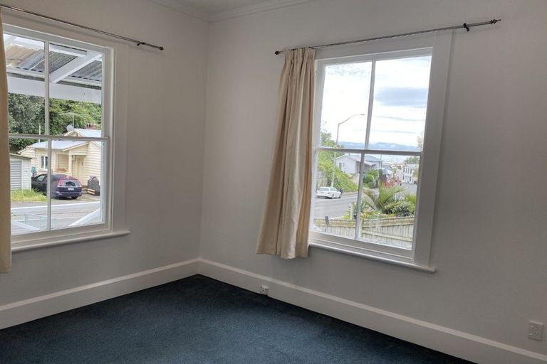 Photo of property in 165 Shakespeare Road, Bluff Hill, Napier, 4110