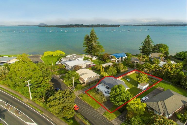 Photo of property in 6 Beach Grove, Omokoroa, 3114