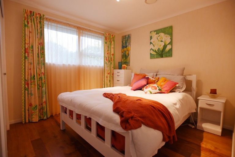 Photo of property in 44 Rakiura Parade, Otatara, Invercargill, 9879