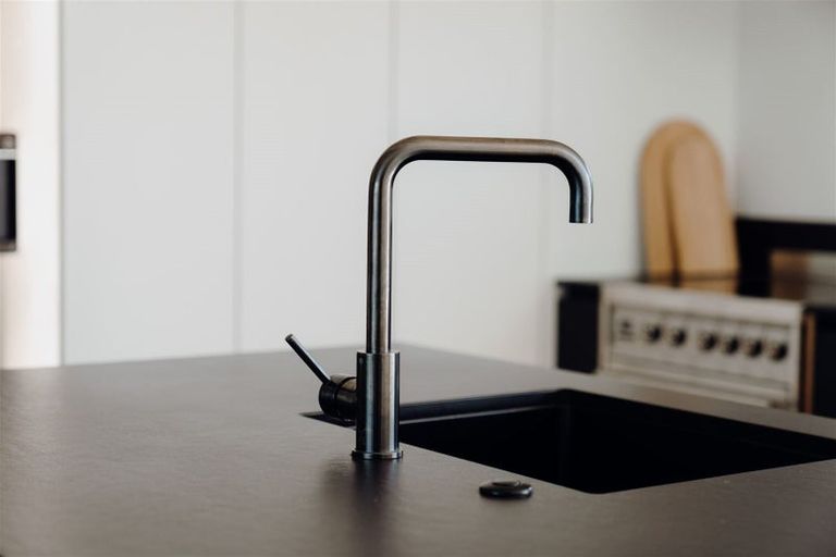 Photo of property in 1/121 Ocean View Road, Hillcrest, Auckland, 0627