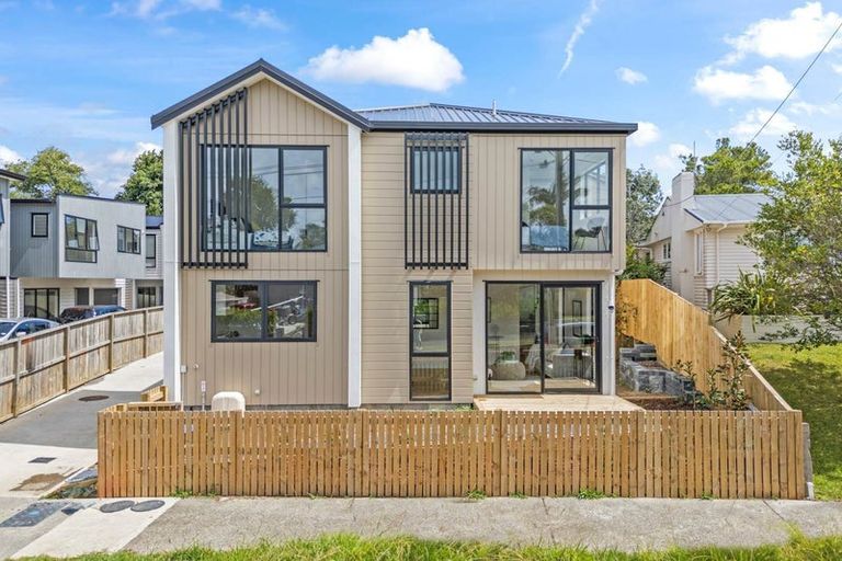 Photo of property in 9d Sloane Street, Glen Innes, Auckland, 1072